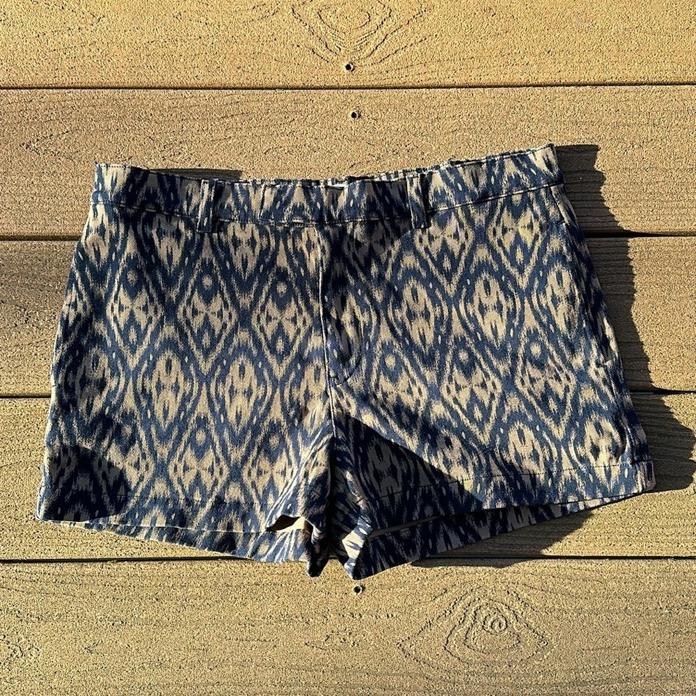 Henry & Belle Summer Shorts size 31 NWT navy khaki ikat print 2.5” inseam cute